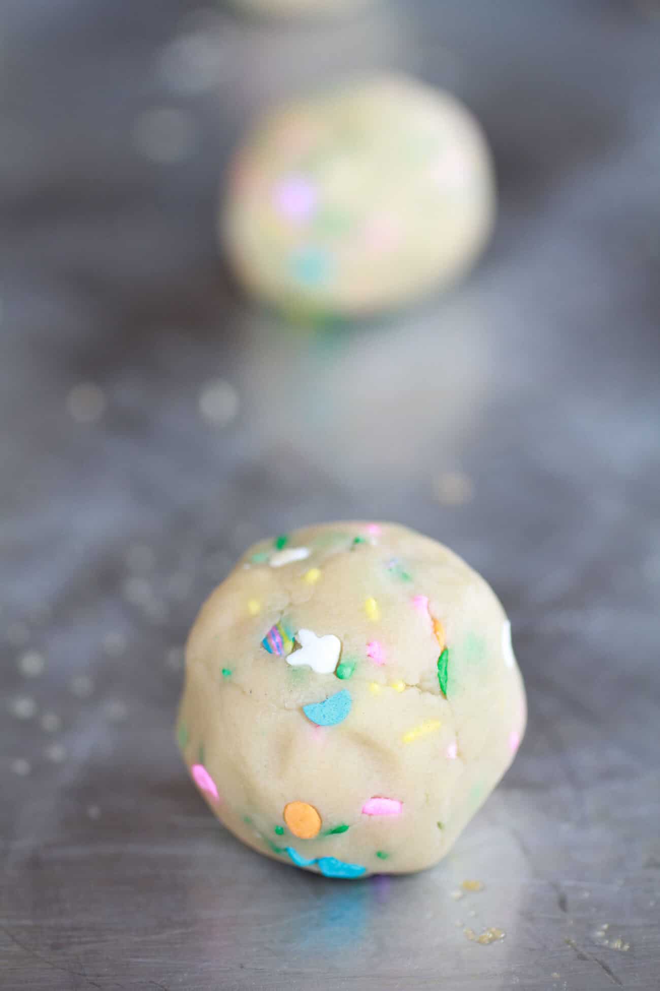Funfetti Sandwich Cookies with Chocolate Gancahe Frosting-2