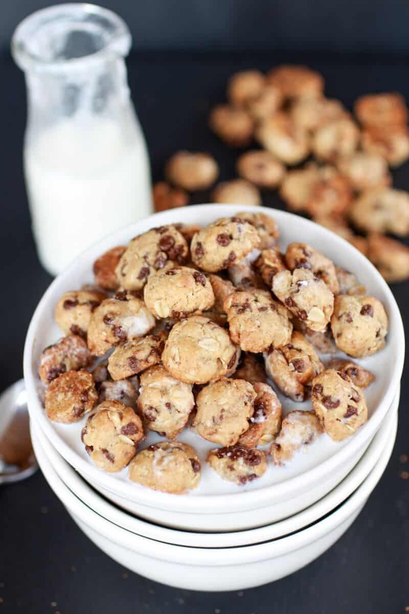 Oatmeal Chocolate Chip Cookie Cereal | halfbakedharvest.com