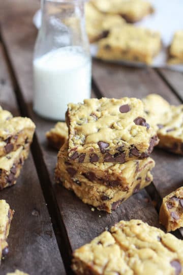 Whole Wheat Chocolate Chip Pumpkin Cookie Bars