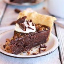 Fudge Brownie and Chocolate Liqueur Crème Brûlée Pie