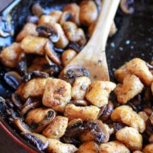 Crispy Brown Butter Sweet Potato Gnocchi with Balsamic Caramelized Mushrooms + Goat Cheese + VIDEO.