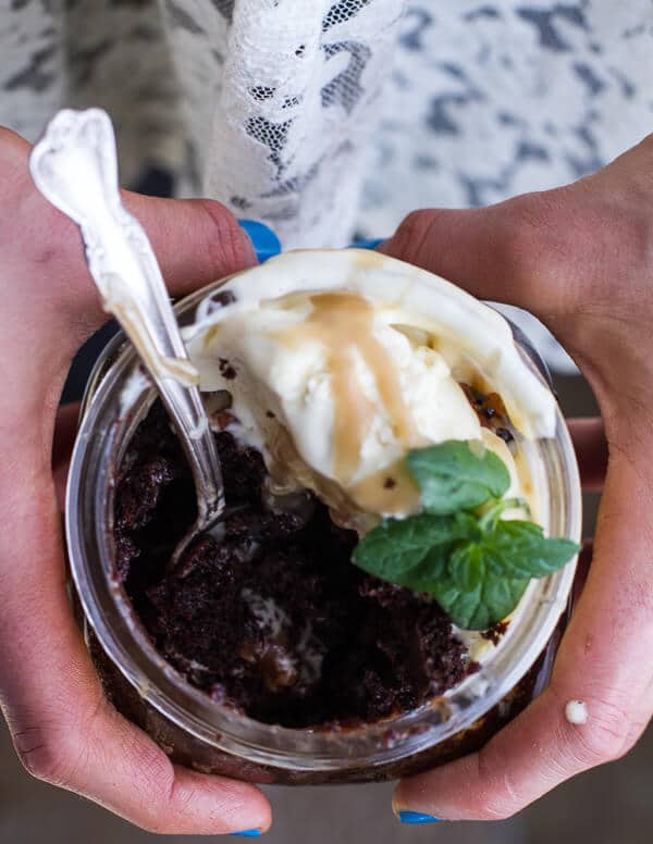 Kentucky Derby Mini Chocolate-Pecan Cakes with Vanilla Bourbon Smash Ice Cream | halfbakedharvest.com