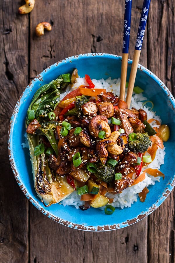 Quick Honey Ginger Pineapple and Summer Veggie Chicken Stir Fry with Toasted Cashews | halfbakedhavrest.com @hbharvest