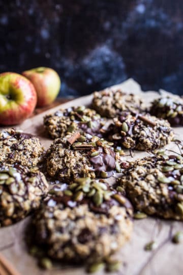 Harvest Oatmeal Chocolate Chunk Cookies with Salted Toasted Pepitas + Video