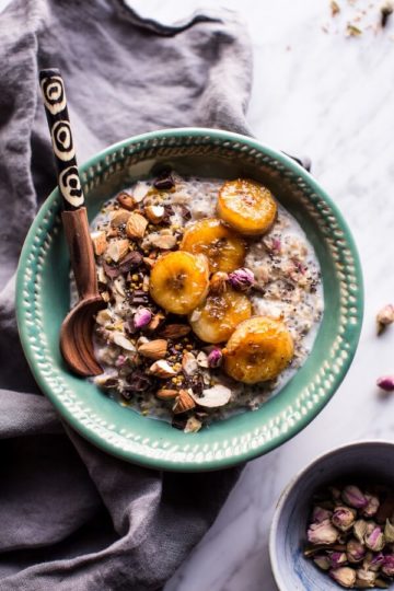 Coconut Chia Oats with Caramelized Bananas.