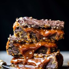 Mocha Caramel Crunch Chocolate Chip Cookie Bars | halfbakedharvest.com @hbharvest