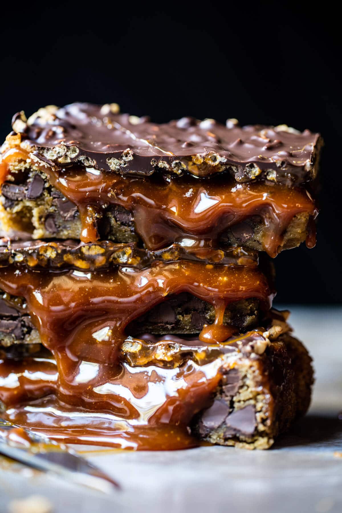 Mocha Caramel Crunch Chocolate Chip Cookie Bars | halfbakedharvest.com @hbharvest