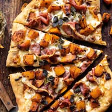 Roasted Butternut Squash Prosciutto Pizza with Caramelized Onions.